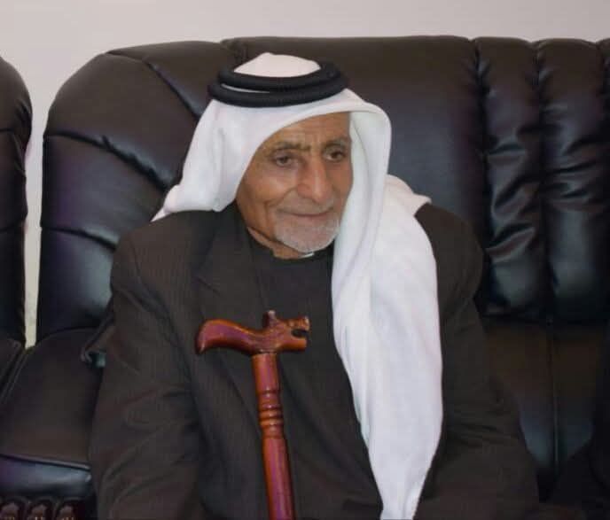 الحاج عيسى خلف السكارنه في ذمة الله