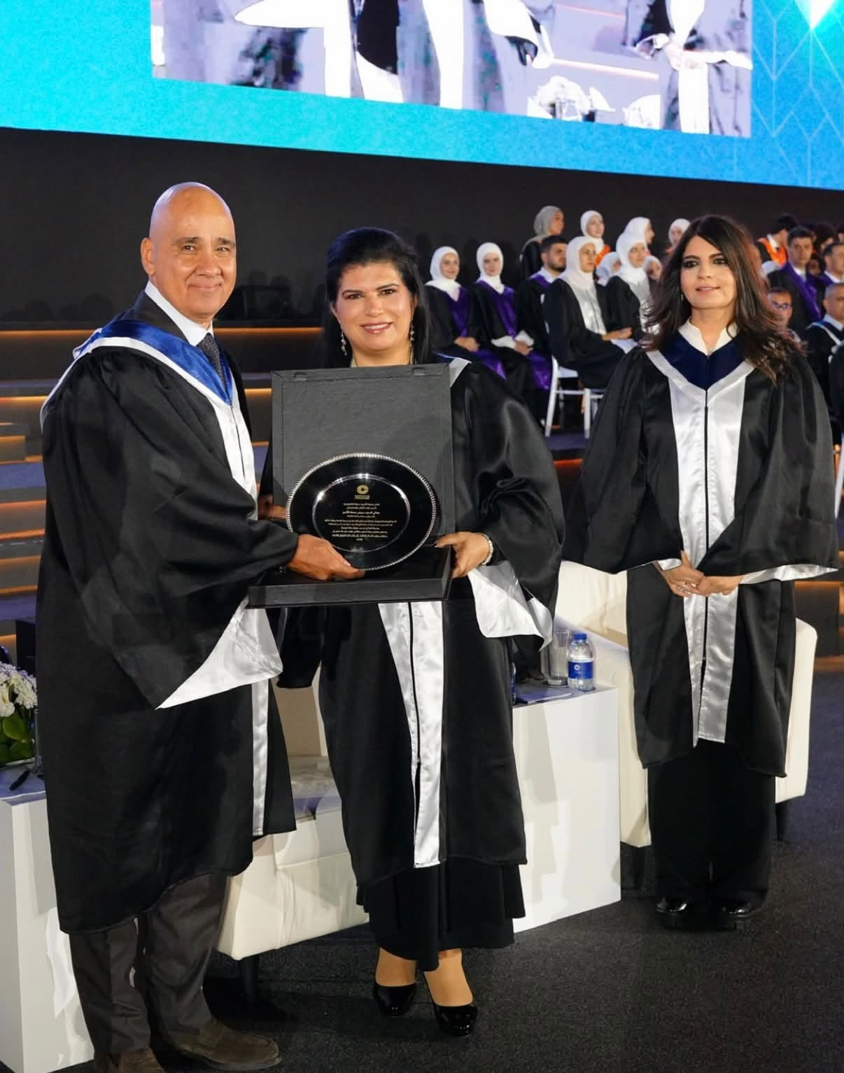 جمعة يستقبل من مجلس أمناء جامعة الاميرة سمية 