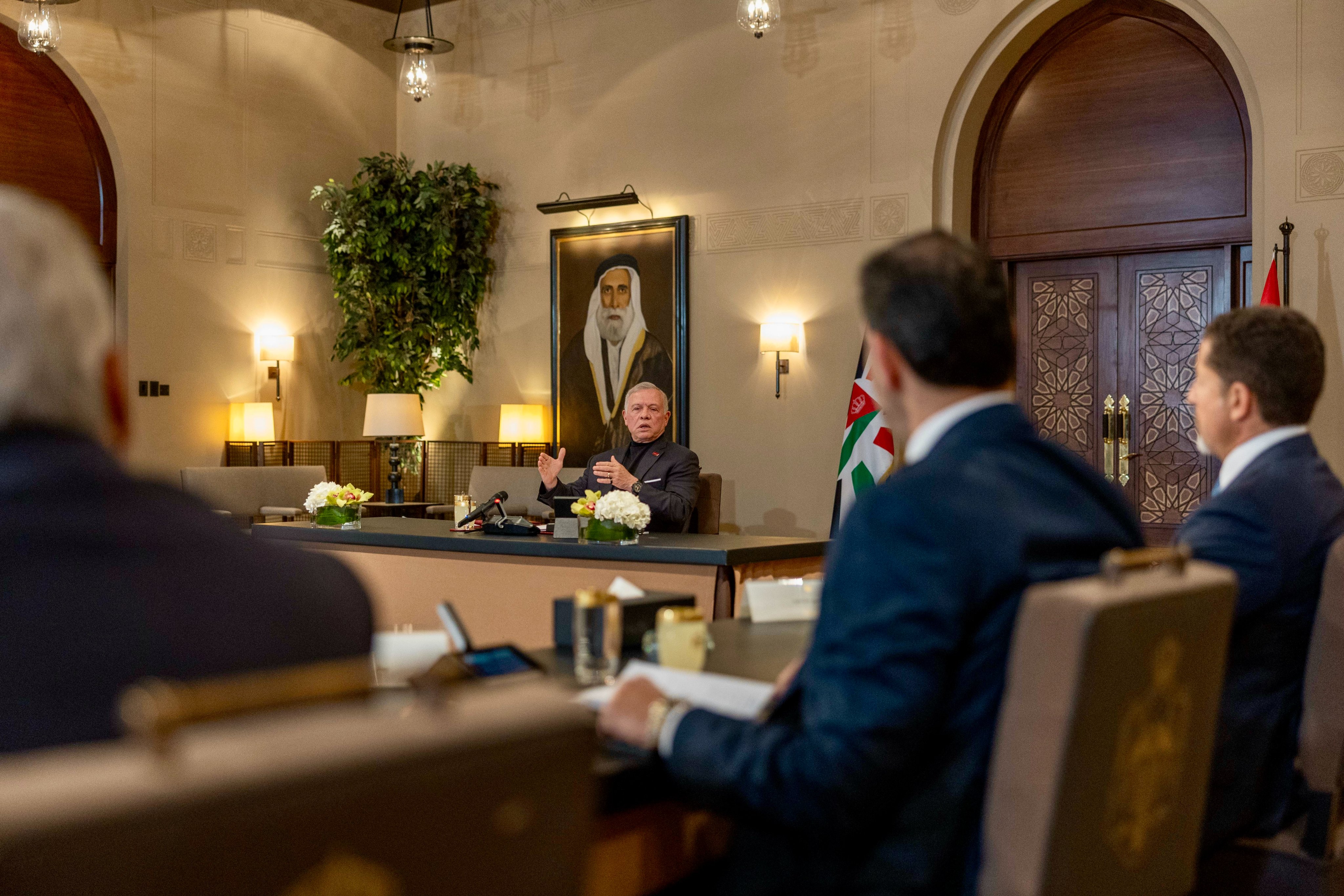 الحدادين: الملك يضع مصلحة الوطن والمواطن فوق كل اعتبار