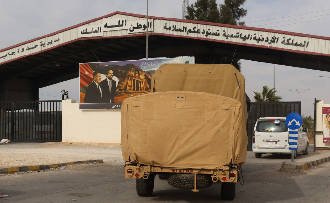 مسؤول لبناني: خلل في آلية التعاطي بين الأردن سوريا أثر على سلاسل الإمداد 