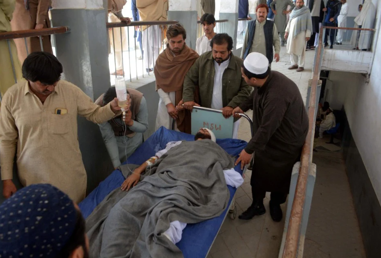 11 قتيلًا بين عسكري ومدني بهجوم في باكستان 