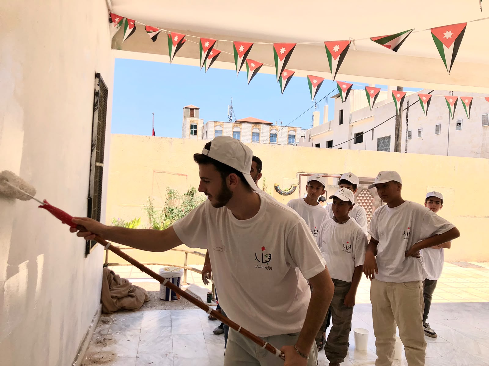 انطلاق معسكر الجداريات في مركز شباب دير أبي سعيد