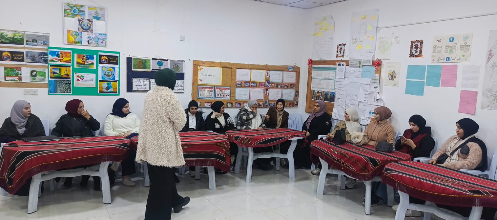 مركز شباب وشابات كفر الماء ينظم ورشة حول القيادة التطوعية