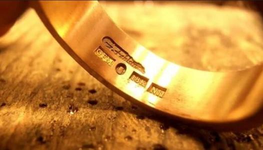 المواصفات: دمغ 6600 كغم من الذهب خلال 6 اشهر