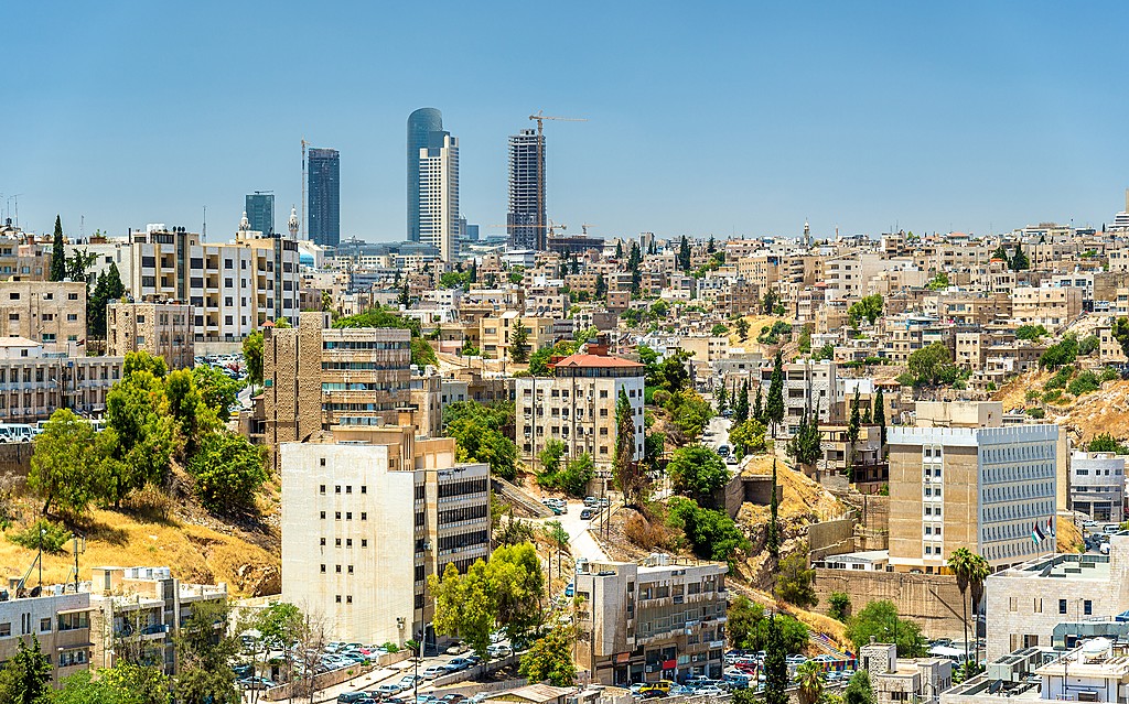 ارتفاع طفيف على الحرارة الاثنين وأجواء حارة نسبيًا حتى الخميس