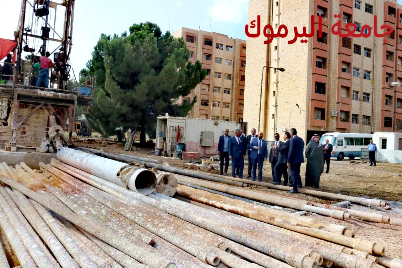 ويستمر الإنجاز ..  بئر اليرموك مشروع يتجاوز المياه