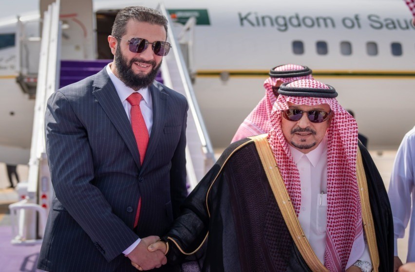 الشرع في زيارة رسمية للرياض للقاء ولي العهد السعودي