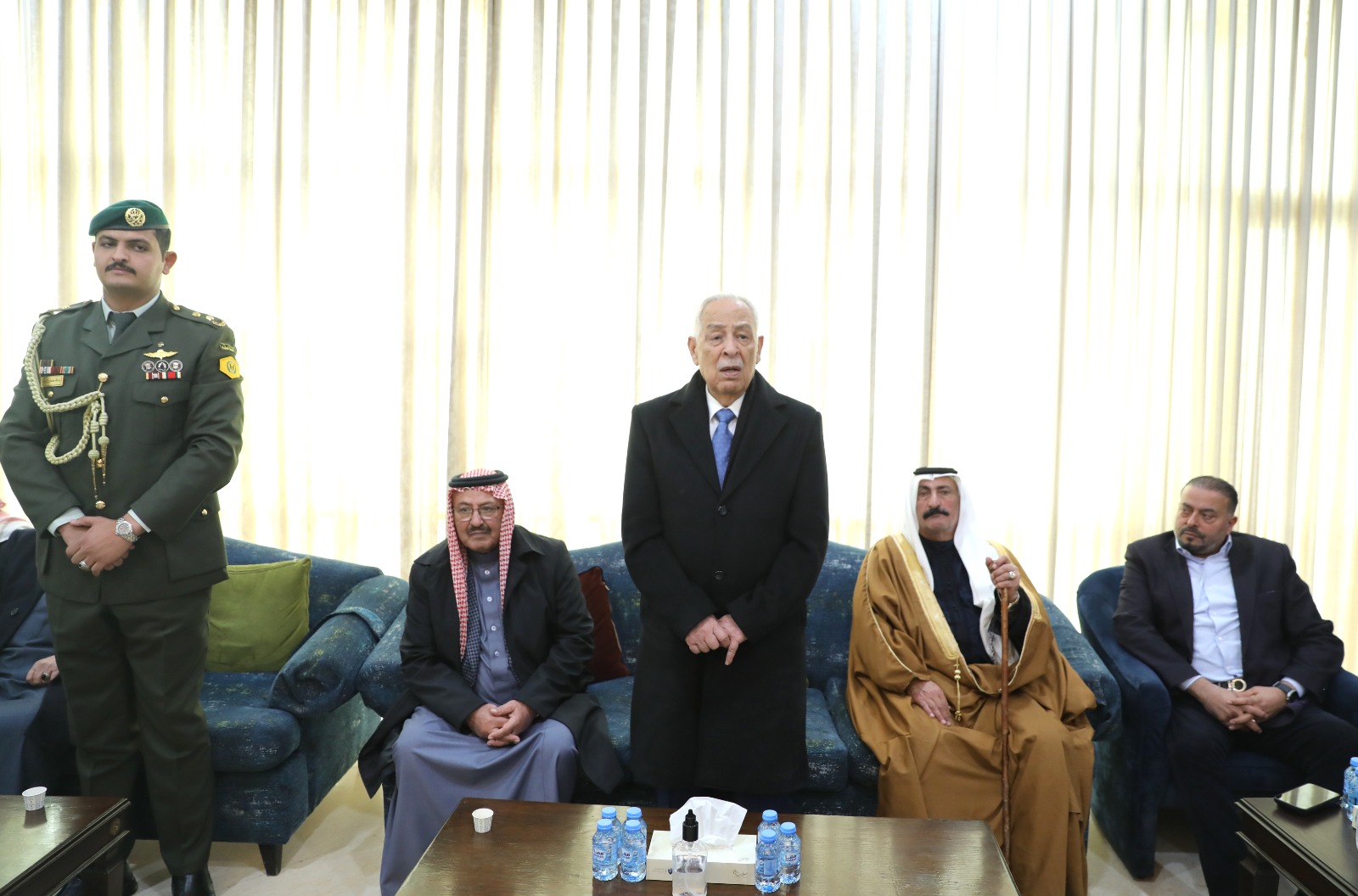 مندوبا عن الملك وولي العهد ..  العيسوي يعزي القطارنة وزوغانه وأبوحمور والطوال