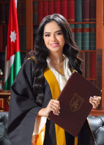 الدكتورة تالا البلاونة ..  مبارك التخرج من الأردنية بإمتياز