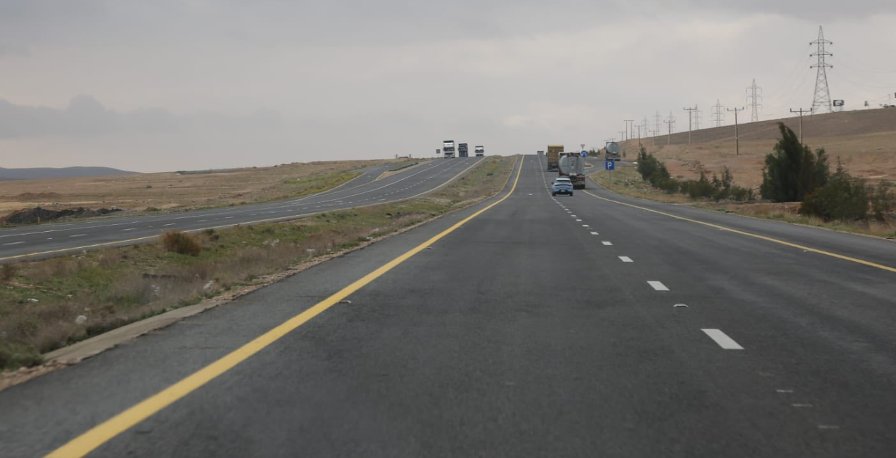 صيانة 20 كم من الطريق الصحراوي بكلفة 3.25 مليون دينار