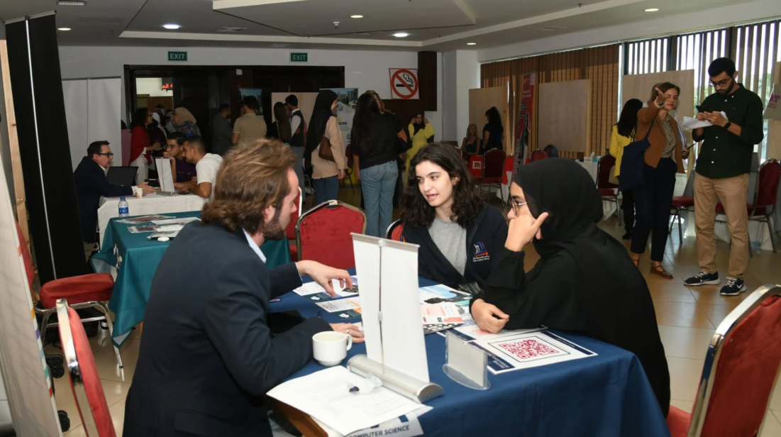 العلوم والتكنولوجيا تستضيف معرض الجامعات الفرنسية 2026