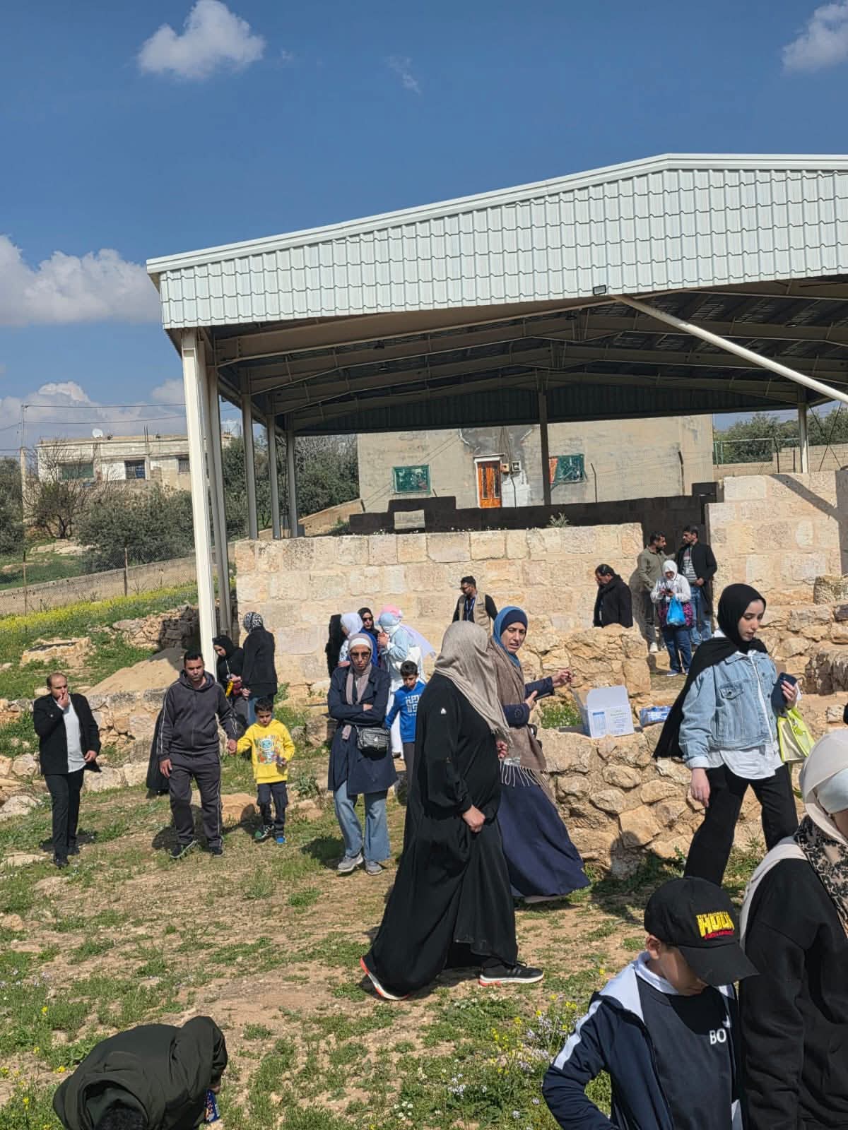 رحاب الأثرية تستقبل أولى رحلات أردننا جنة