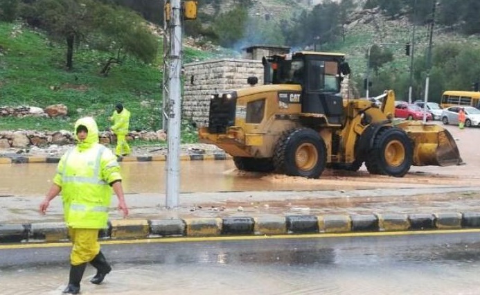 الأشغال تمدد حالة الطوارئ المتوسطة حتى مساء الأحد