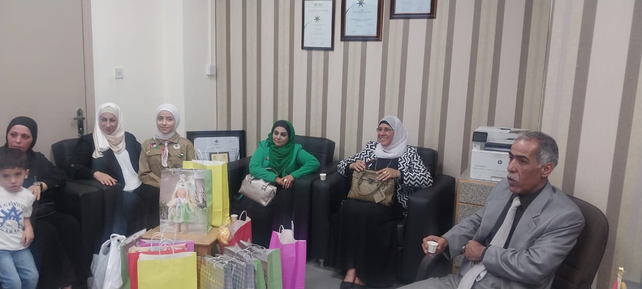 الشرع يرعى مبادرة فرحة طفل في مستشفى الأميرة راية 