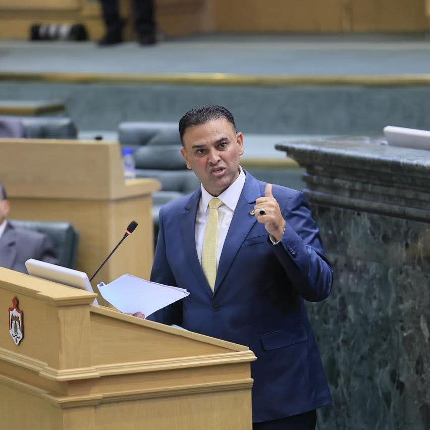 المصري: استبدال المتقاعدين بشركة الصخرة حمّل الموازنة أعباء إضافية 