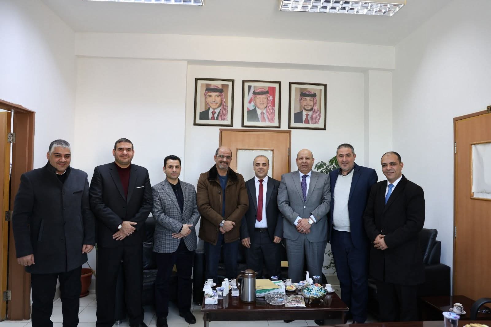 كلية الأعمال في جامعة عجلون تعقد الجلسة الأولى لمجلسها الاستشاري