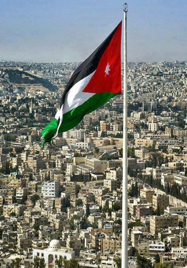 أردنيون يتفاعلون مع وسم الاستقلال: نحن السيف والبارود