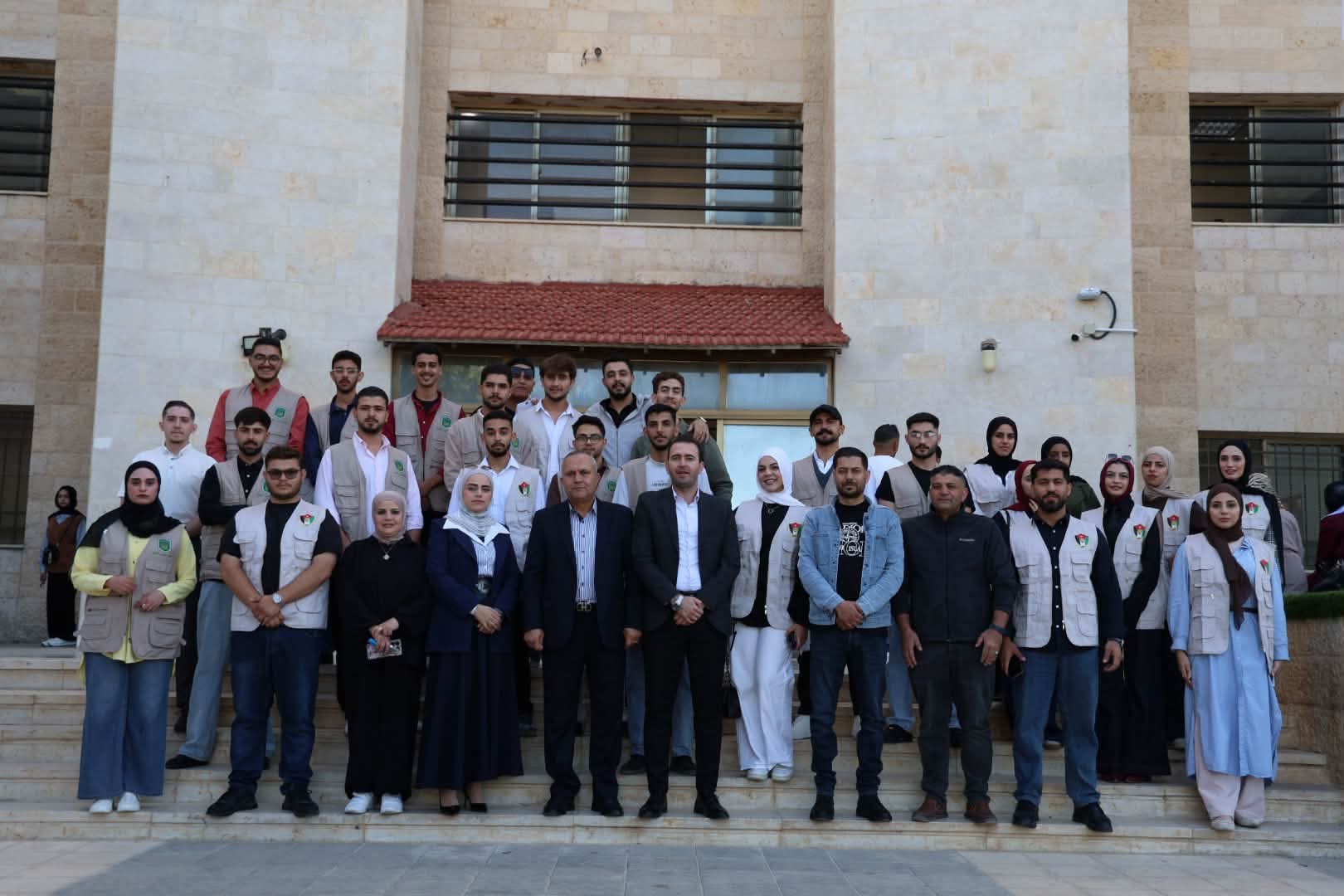 جامعة عجلون الوطنية تنظم نشاطًا إرشاديًا للطلبة المستجدين