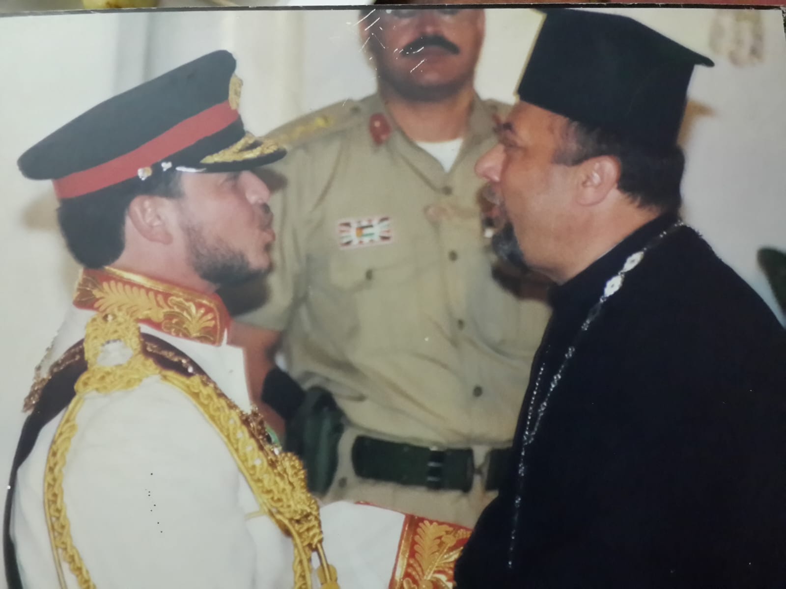 شاهد عيان في حضرة التاريخ