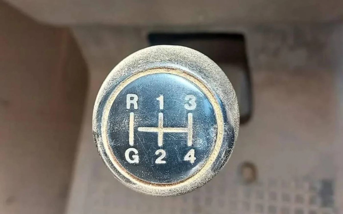 ماذا يعني حرف G في ناقل الحركة اليدوي؟