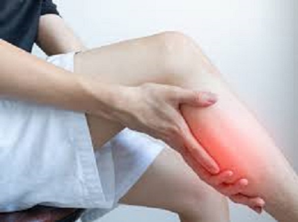 تشنجات الساق الليلية ..  لماذا تحدث وكيف يمكن الوقاية منها؟