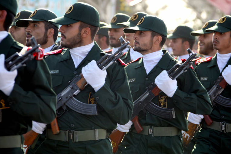 إيران: مقتل وزير الدفاع والقائد العام للحرس الثوري 