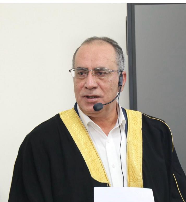 د. عبدالعزيز رضا صدقة ..  مبارك الدكتوراة بامتياز