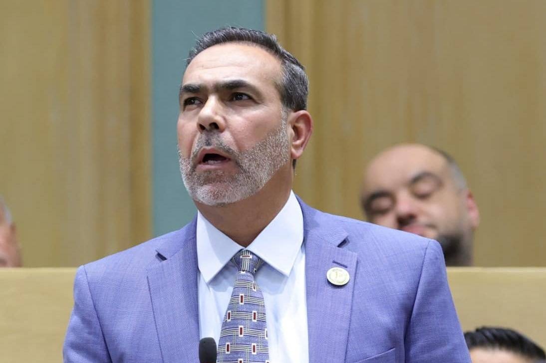 النواصرة يسأل الحكومة عن مبررات تقديم موعد بدء العام الدراسي 