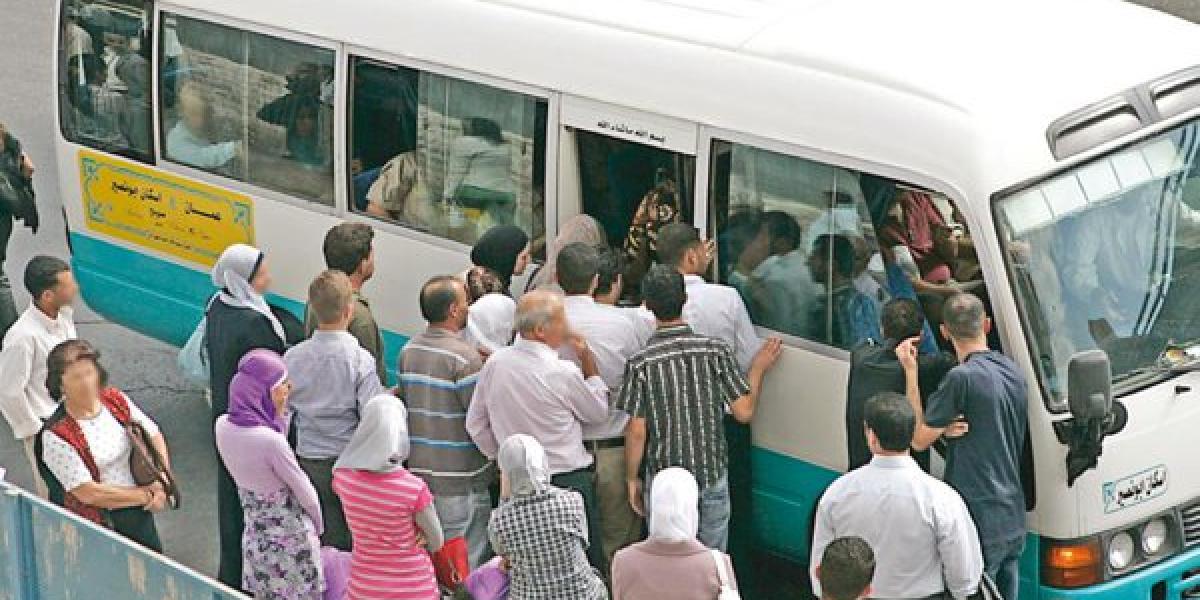 وحدة خاصة لتلقي شكاوى النساء على النقل العام