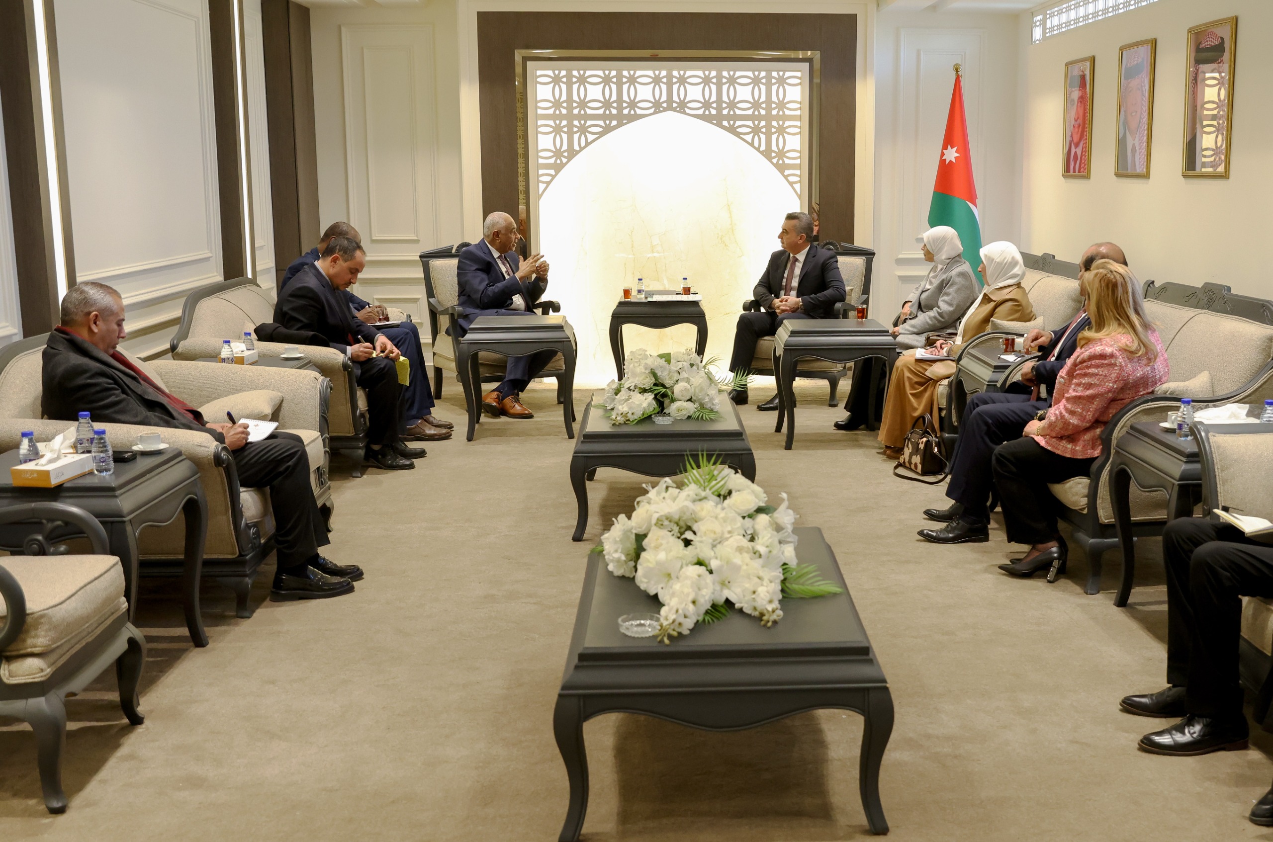 الخارجية النيابية تبحث مع السفير السوداني سبل تعزيز العلاقات