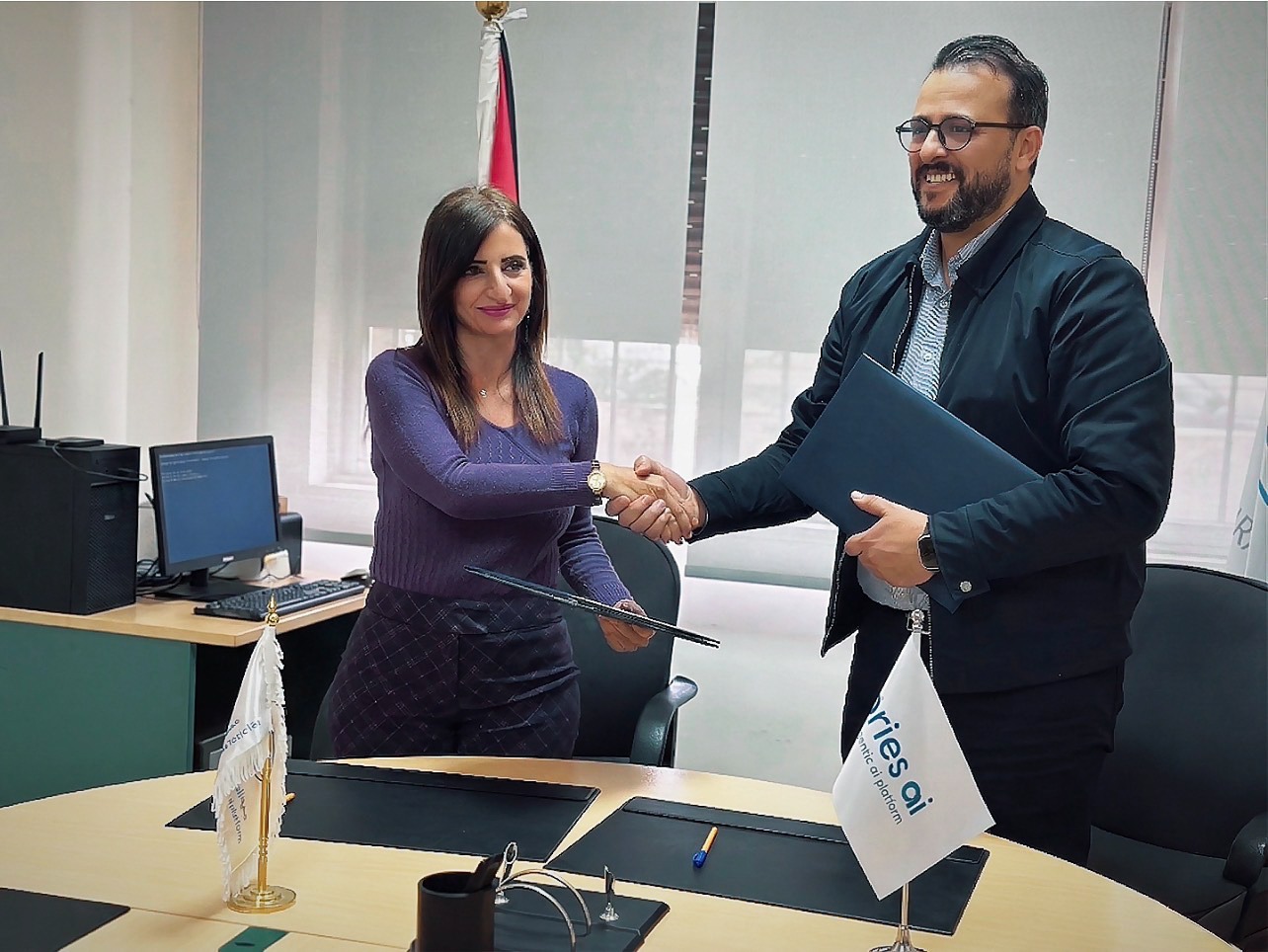 شراكة بين أريز لحلول الذكاء الاصطناعي وجمعية المطاعم الأردنية