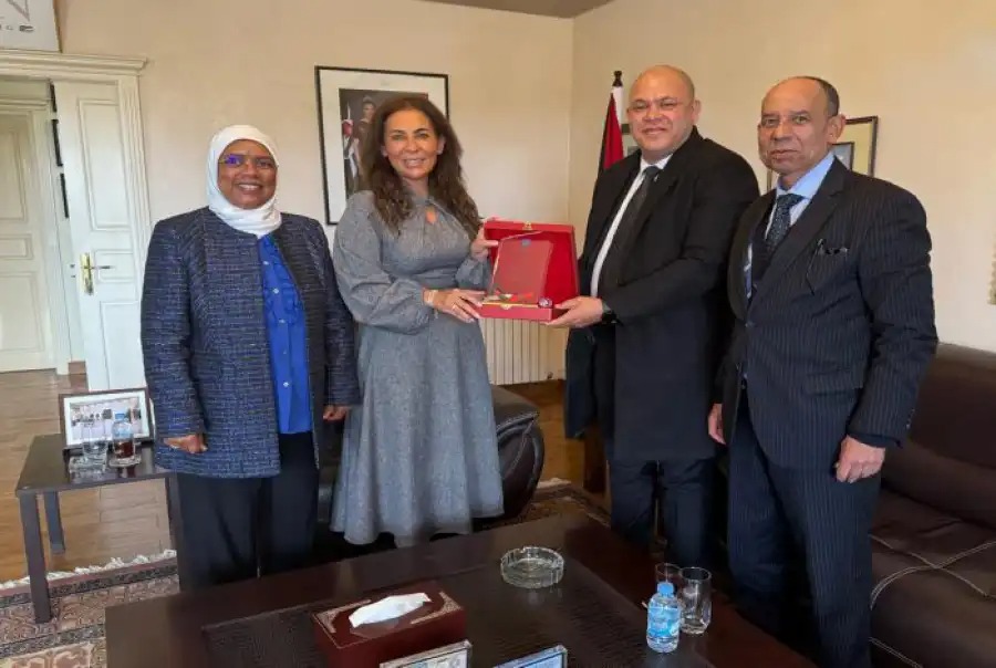 منح السفيرة غنيمات لقب شخصية المرأة الدبلوماسية للعام 2025
