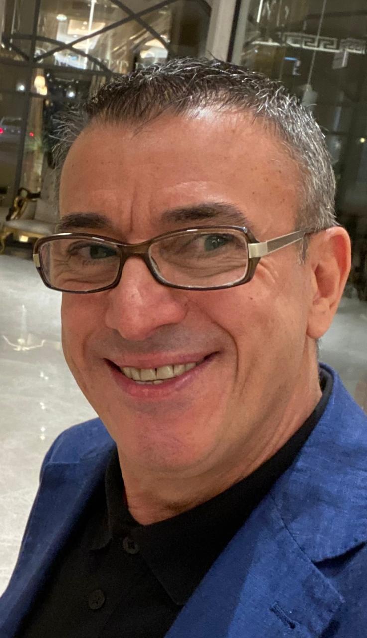 الوطن أكبر منهم