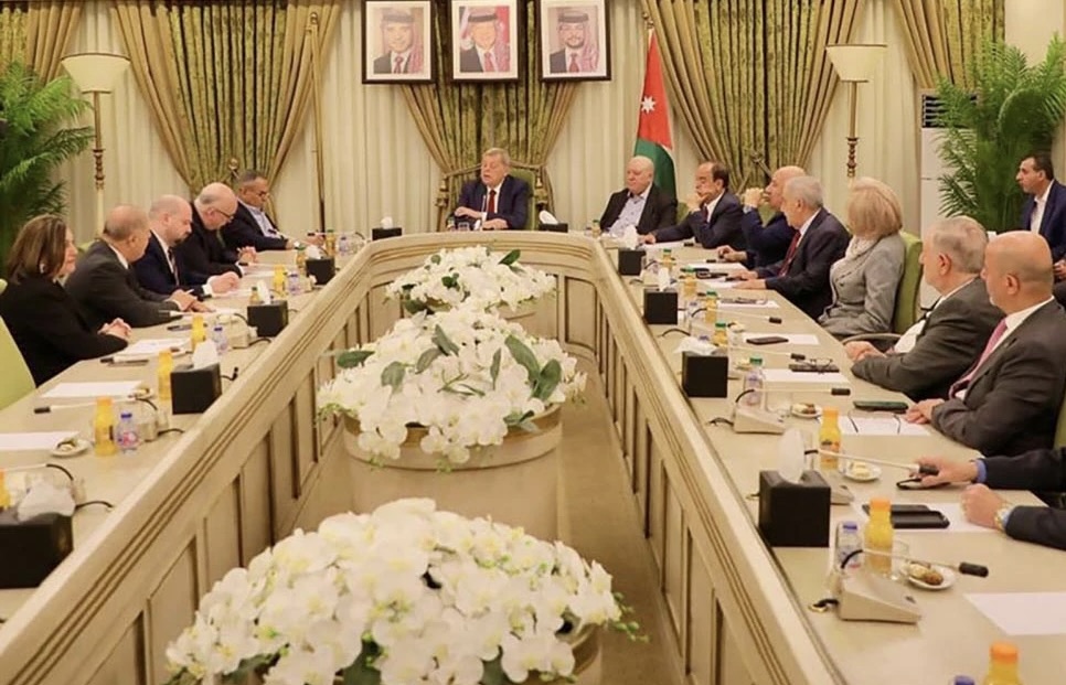 لجنة فلسطين في الأعيان تلتقي السفير الروسي