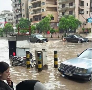 لبنان ..  سيول وعواصف رعدية وبرَد في عز الصيف