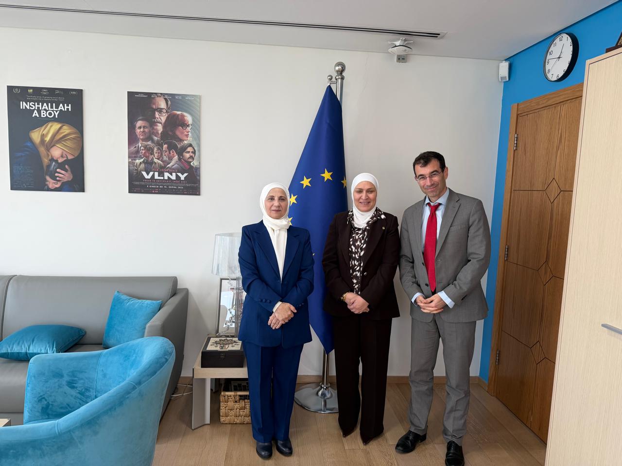 الجراح وسفير الاتحاد الأوروبي يبحثان تطوير التعليم ودعم طاقات الشباب الأردني