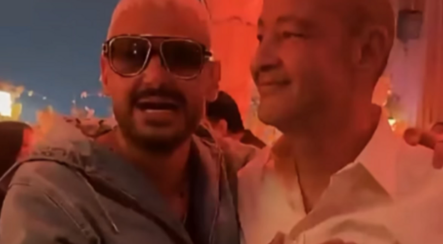 اللي يقرب هيتكهرب ..  رامز جلال يفاجئ ضيوف عمرو أديب
