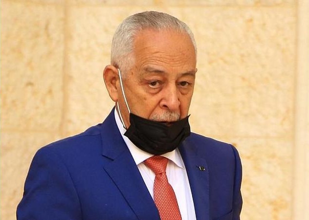 العيسوي ينقل تعازي الملك إلى العموش والبير والعضايلة والفايز 