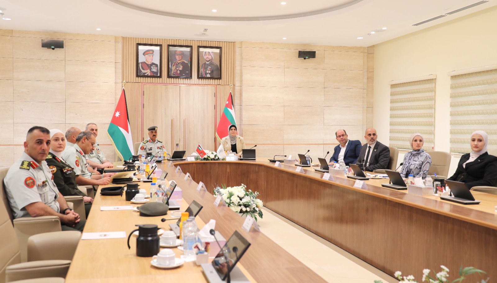 تفاهم بين القوات المسلحة والمؤسسة العامة للغذاء والدواء