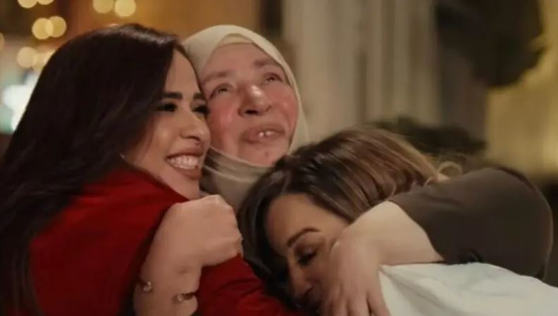 بعد غياب 8 سنوات ..  عبلة كامل تظهر وتتصدر التريند