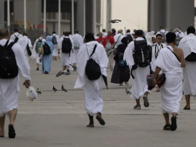 السعودية: غرامات تصل 26 ألف دولار لمن يحاول أداء الحج دون تصريح 