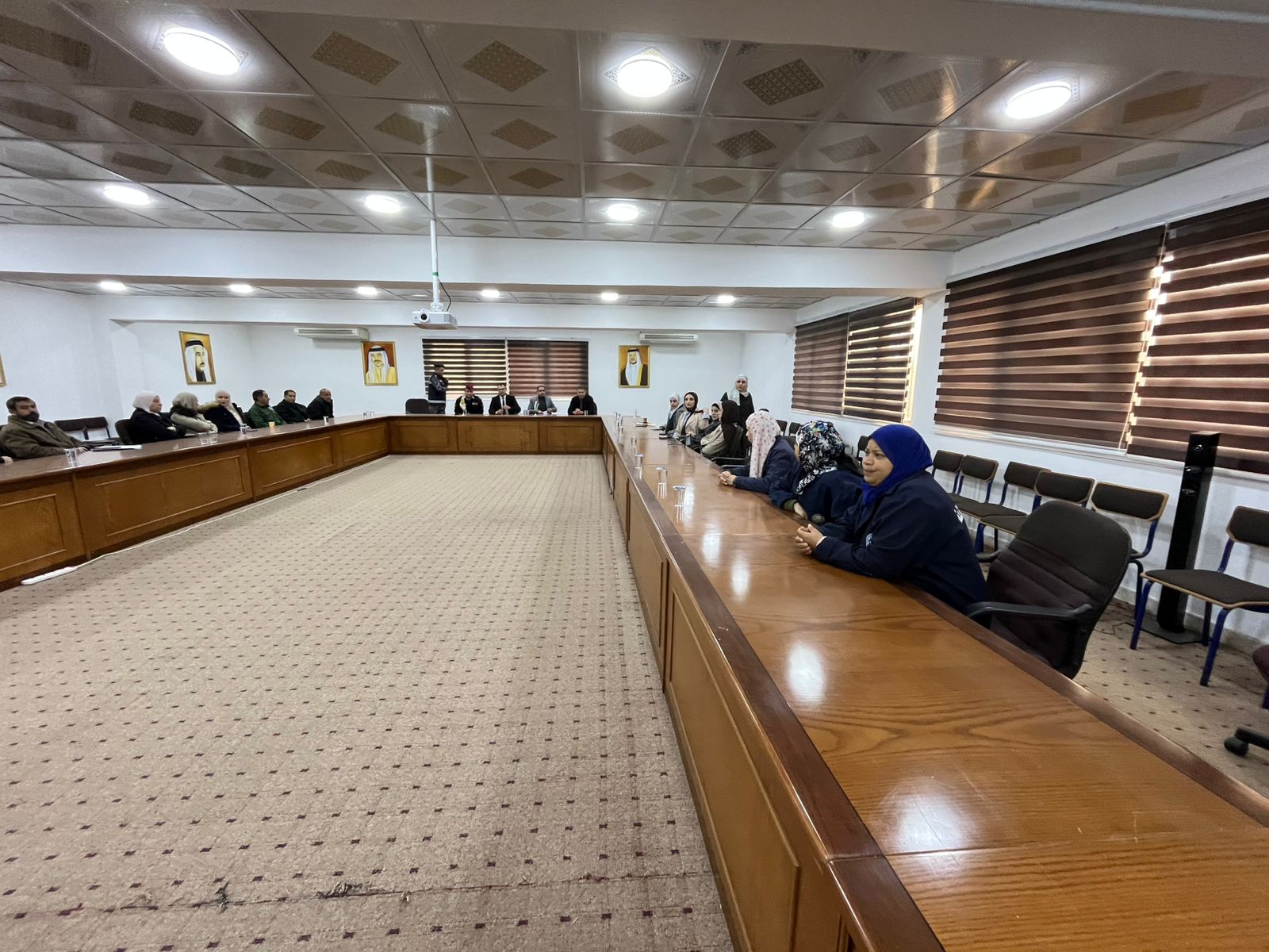 جامعة إربد الأهلية تُنظّم ورشة تدريبية تَوعوية حول السلامة في التعامل مع المواد الكيميائية بالتعاون مع الدفاع المدني