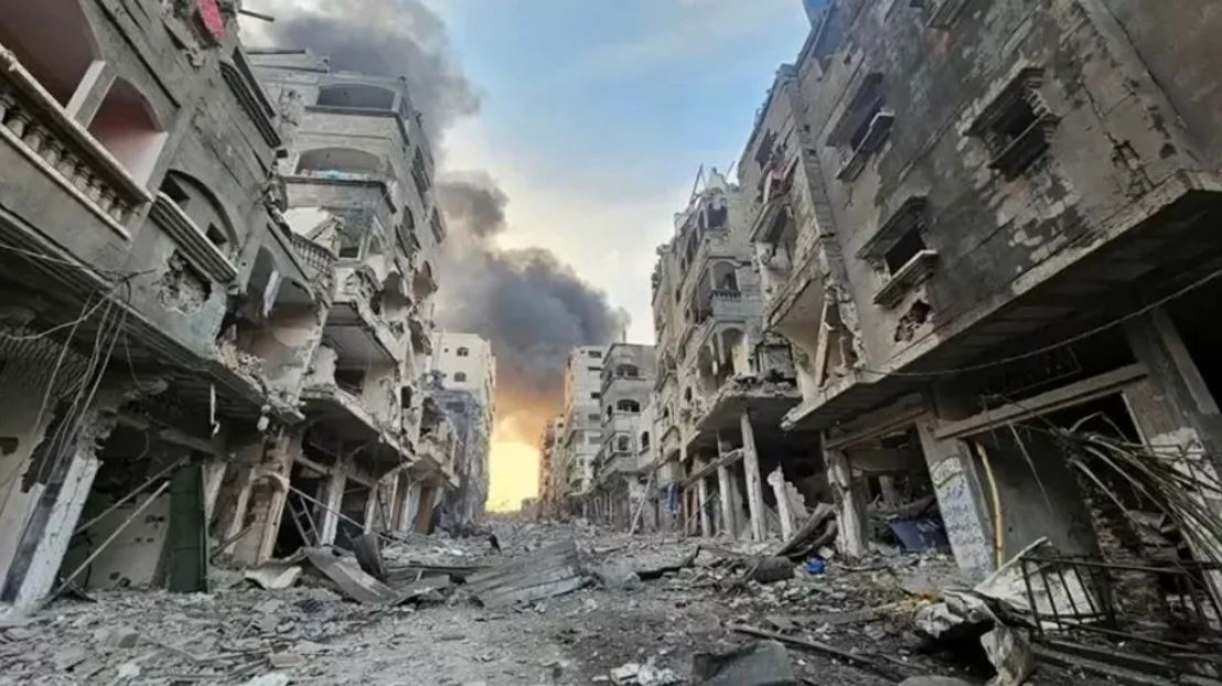 غزة: استشهاد فلسطينية بقصف طائرات الاحتلال شقة سكنية