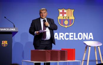 برشلونة يعلن قطع علاقاته مع نادي إشبيلية 