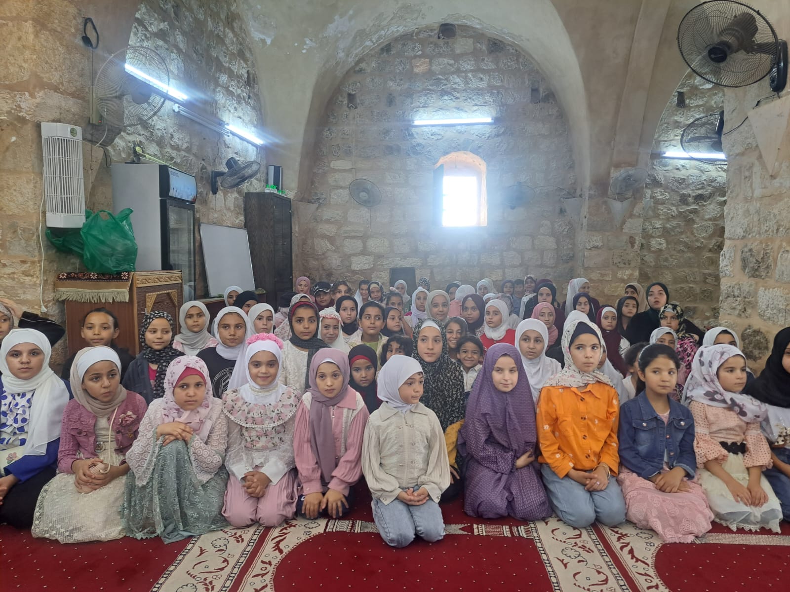 الخريسات يرعى تخريج النادي الصيفي لحفظة كتاب الله في المسجد الزيداني | اخبار الاردن