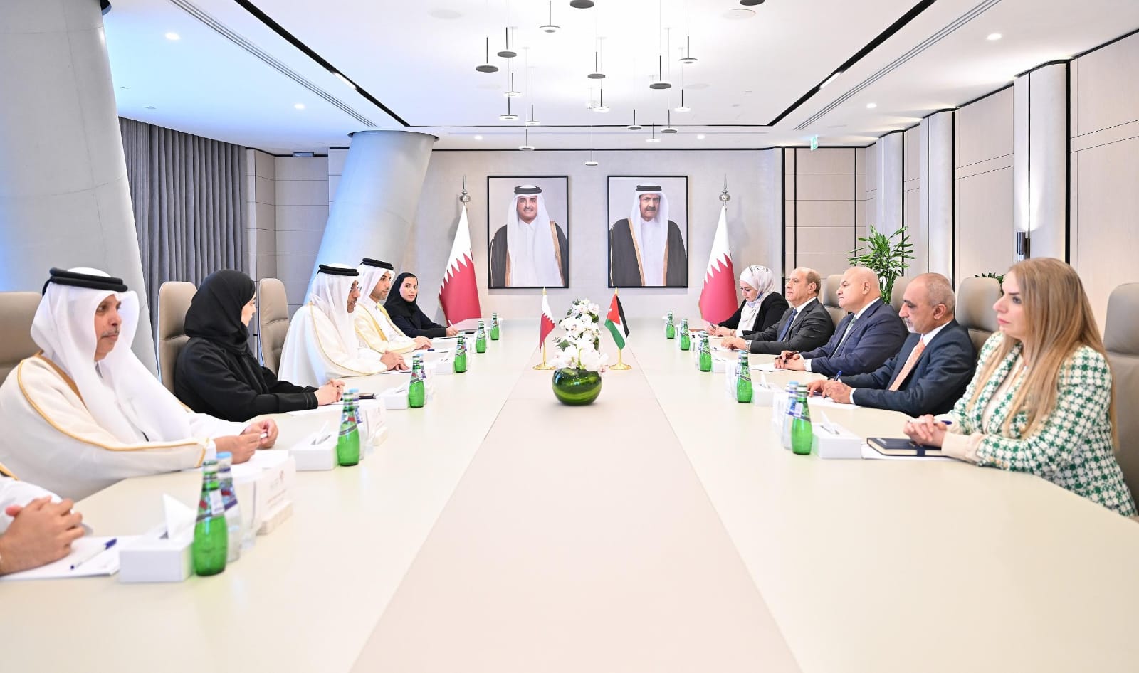 البكار يبحث في الدوحة الاستفادة من الكفاءات الأردنية