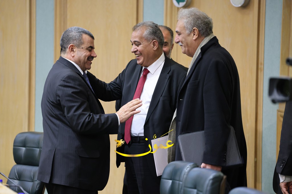 مجلس النواب يواصل مناقشة قانون الغاز (صور) 