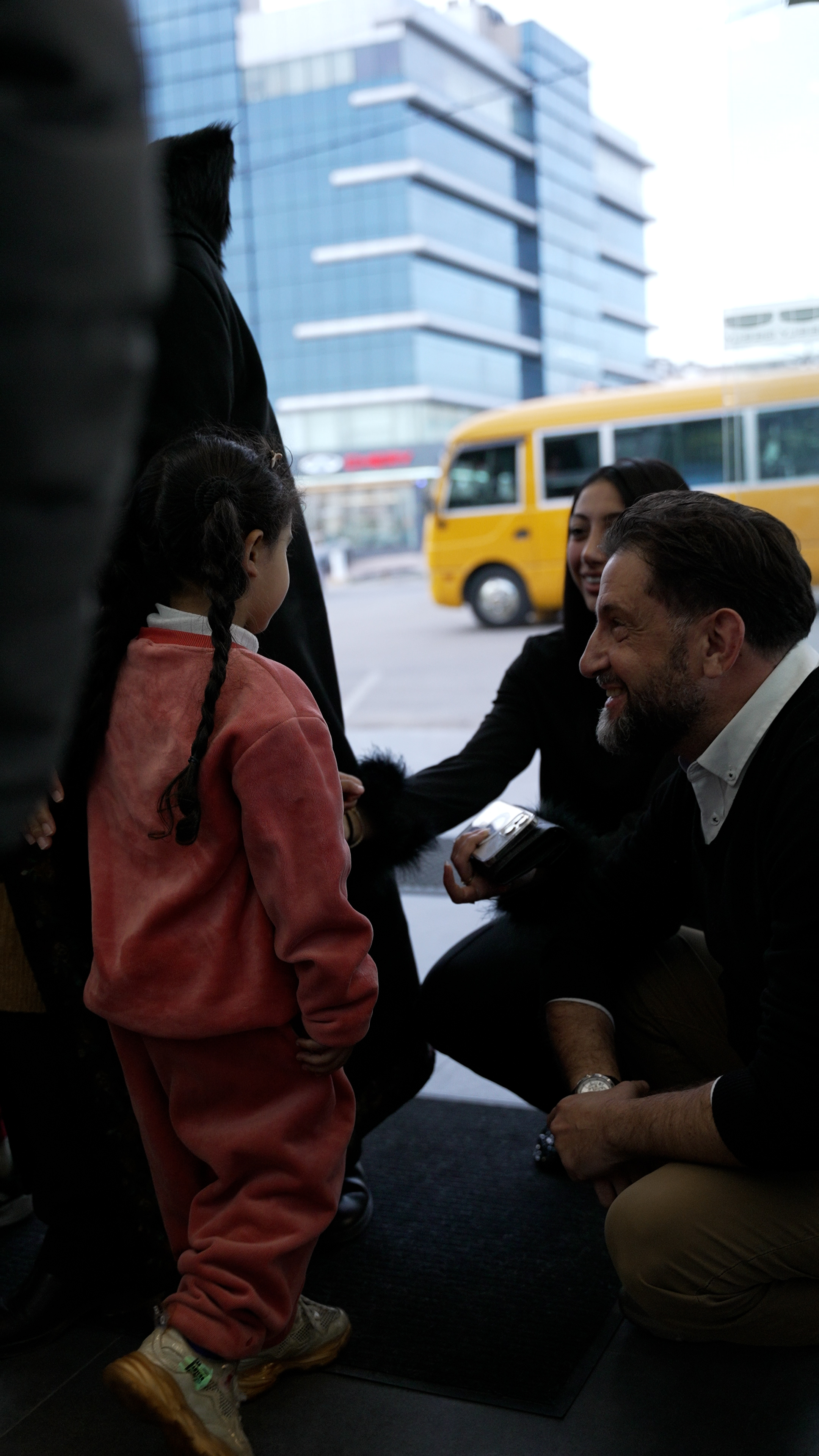 الوصل للسيارات تنظم إفطاراً رمضانياً للأيتام في صالة عرض جيلي تجسيداً لقيم العطاء والتكافل