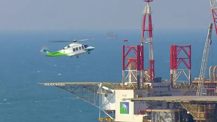 السعودية: سقوط مروحية تابعة لأرامكو برأس تنورة واستشهاد 14 راكبا