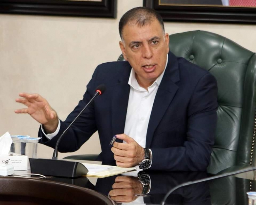 الفراية يمنع ترخيص مراكز الرماية بالقرب من المطارات والمواقع الحدودية